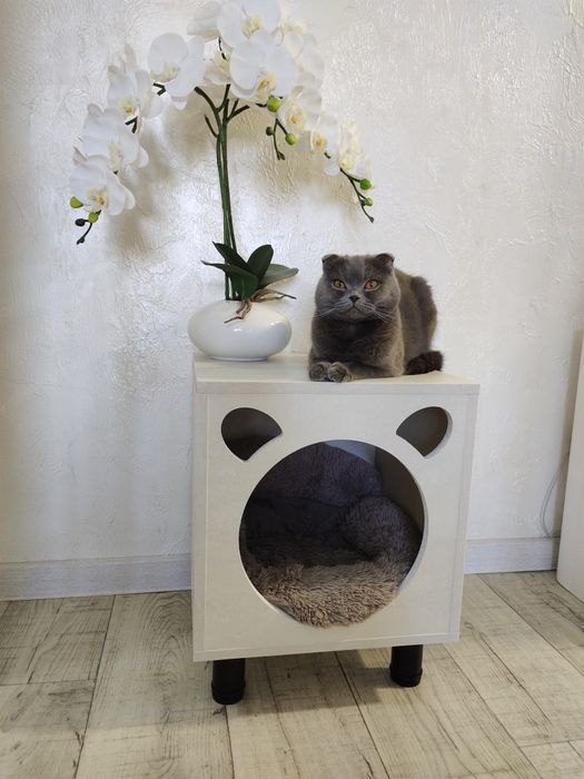 Продам тумбу-домик для кошки