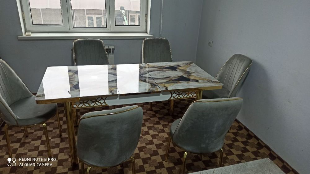 Срочно Стол стул комплект сотилади