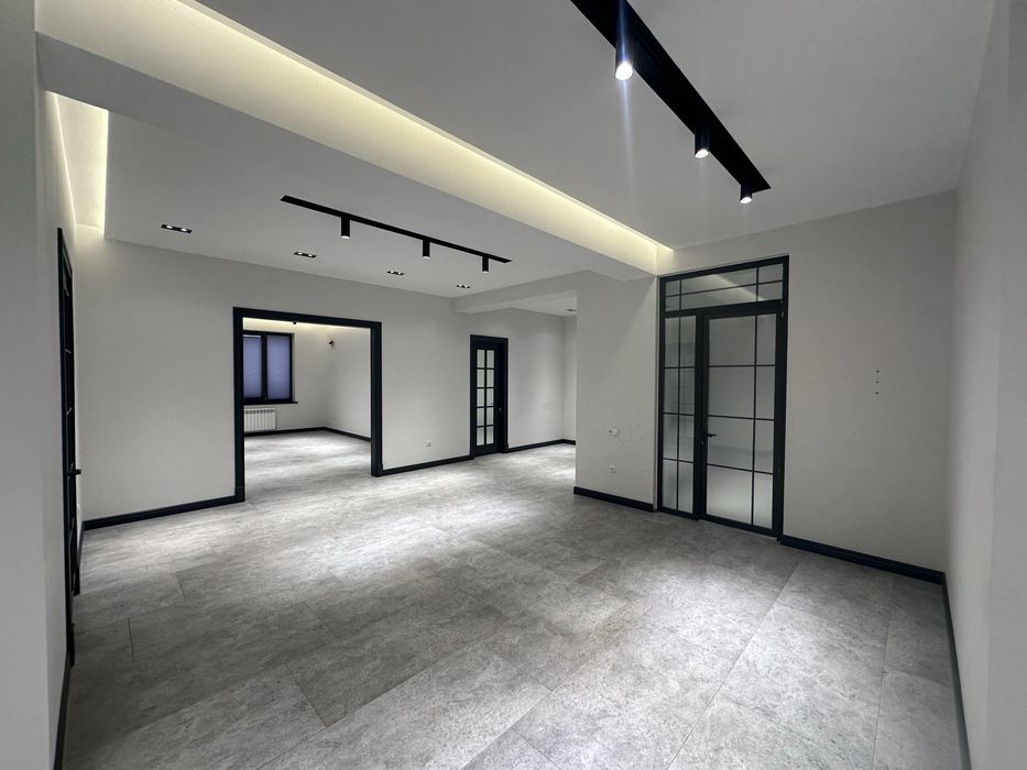 Продаётся нежилое помещение в Центре с Долгосрочным Арендатором! 194м2