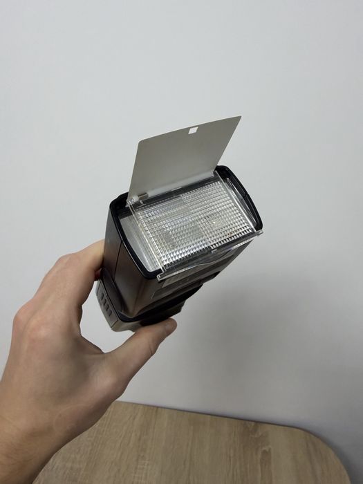 Вспышка Godox ThinkLite TT560II