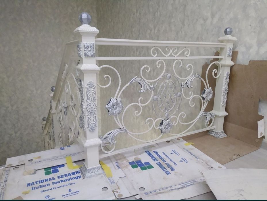 Darvaza reshotka naves perela setelaj karaska