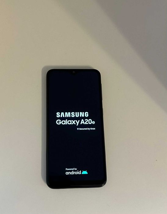 Samsung Galaxy A20e Dual SIM 3GB RAM / 32GB ROM