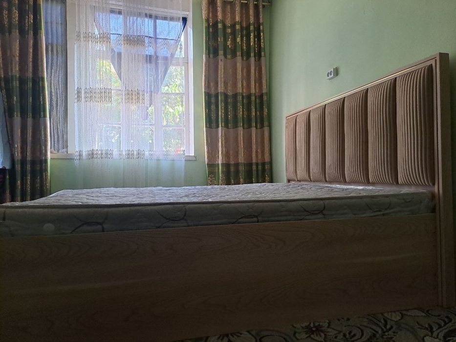 spalniy  divan ..