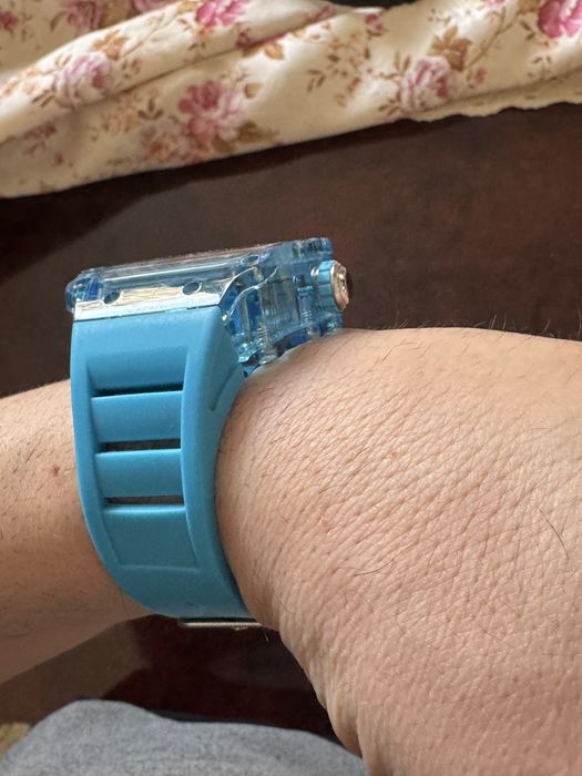 Продам часы. В хорошем / отличном состоянии!