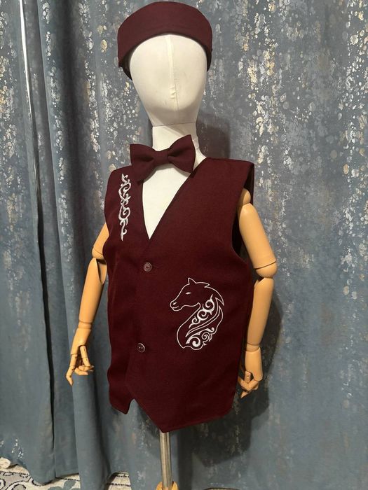 Жилетка продается