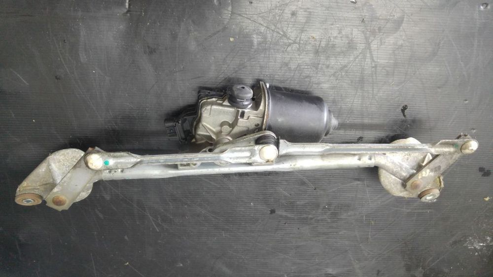 Ansamblu motoras stergator toyota corolla verso 851100f020 ms159200-7241