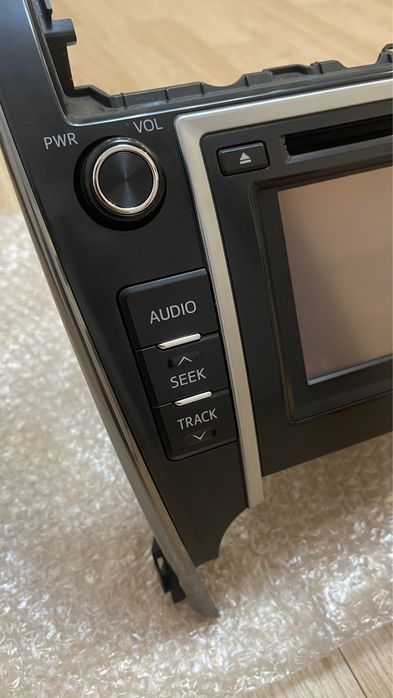 Магнитола от Camry 50