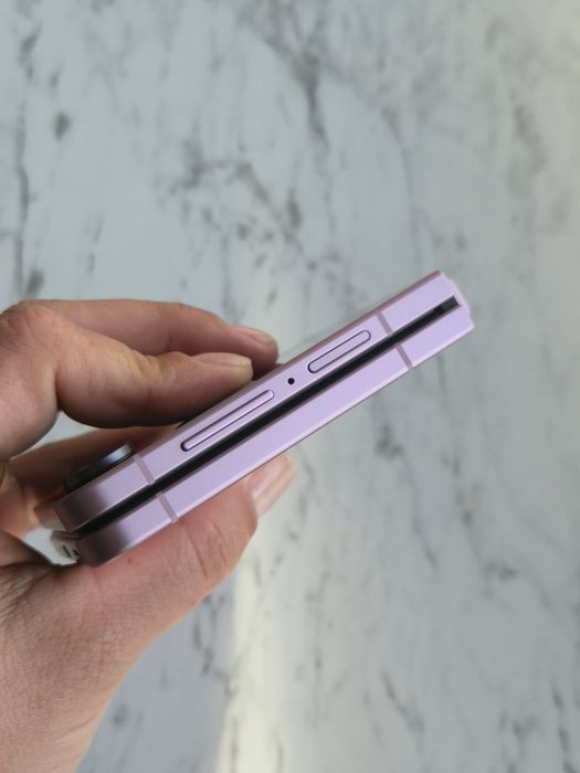 Vand/Schimb Samsung Z Flip8 256gb