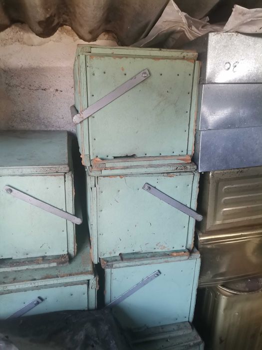 преносни сандъчета за пчелин и пчелни многокорпусни кошери