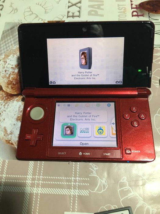 nintendo 3ds cu 3 jocuri