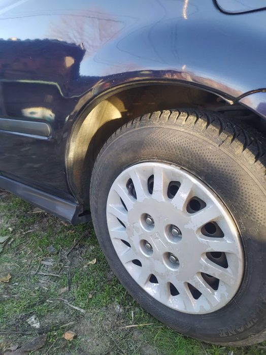 Honda Civic 6 1.4iS Hatchback Газ-Бензин