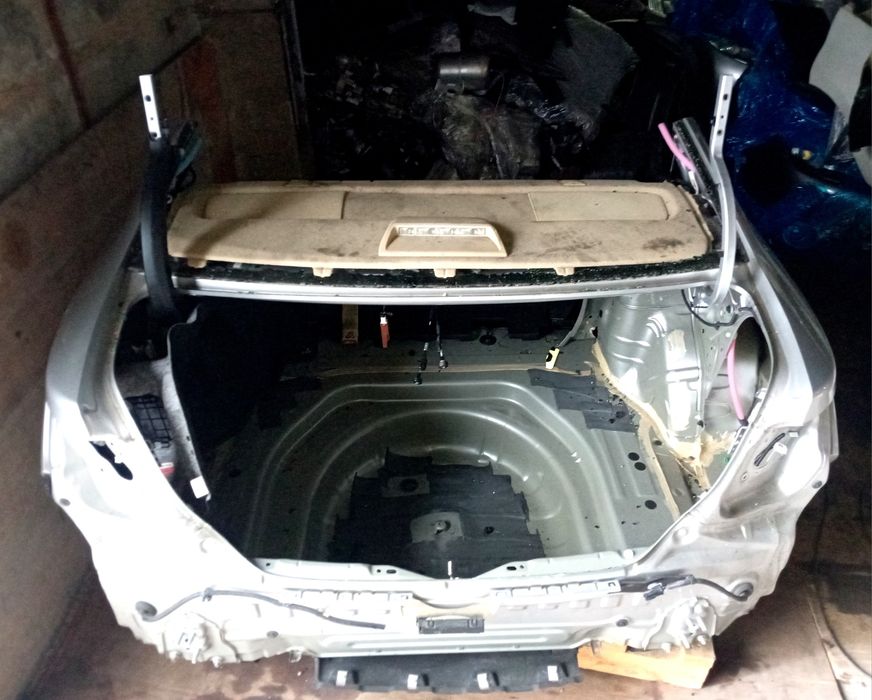 Задняя часть Toyota Camry 55