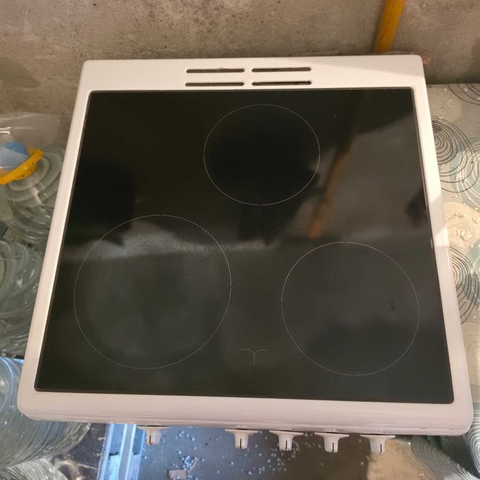 Продавам готварска печка