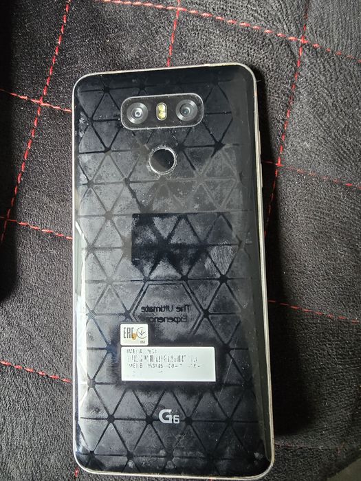 Продам смартфон LG G6