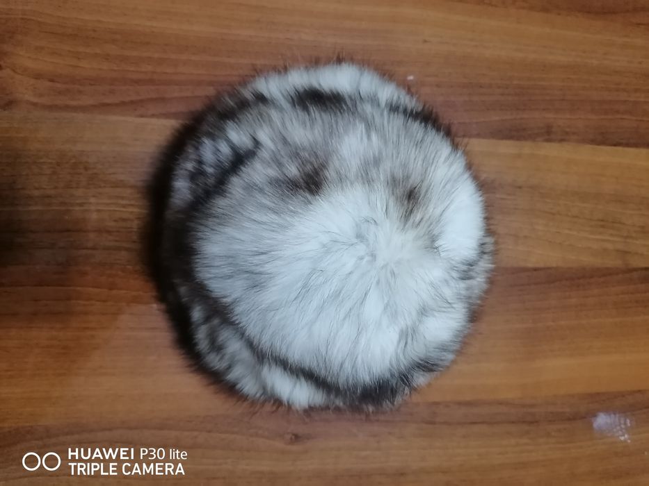 Căciulă din blana de vulpe