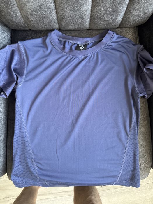 Спортивные одежда