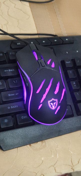 Vand 2 manete Ps4 tastatura si mouse