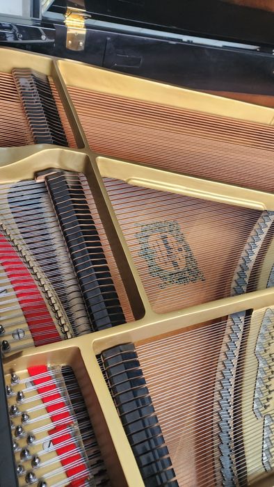 Рояль Ямаха G3. 3 педалли