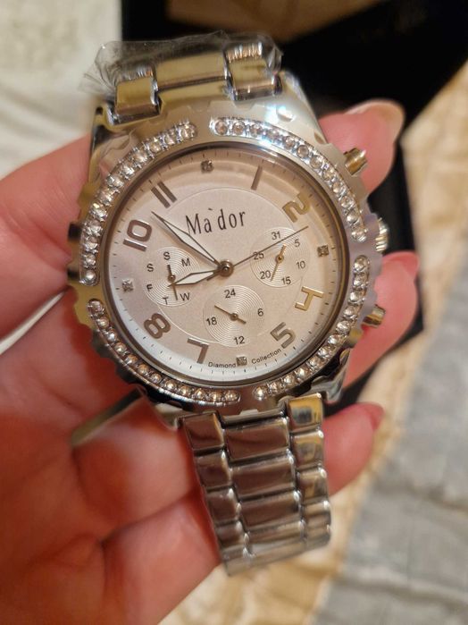 Чисто нов дамски часовник Ma'dor, сребърен с диаманти