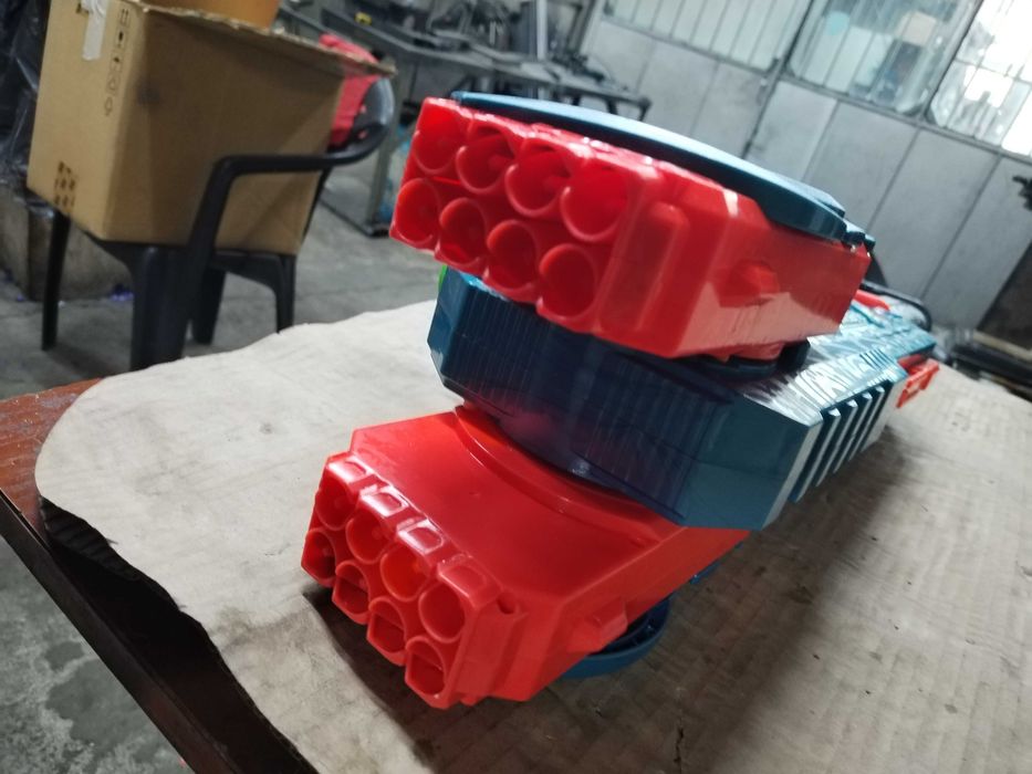 NERF Elite 2.0 Бластер FLIP 32