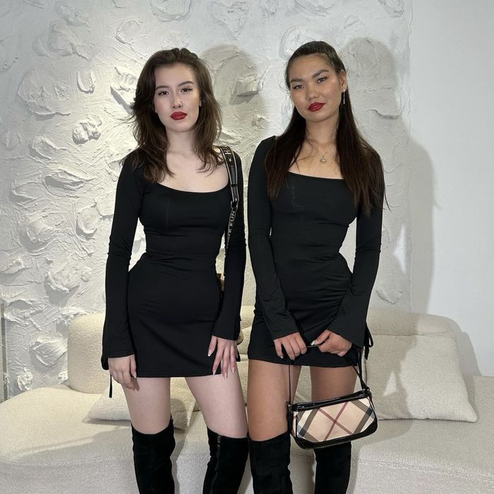 Продаю новое платье, размер S