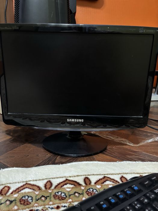 Монитор samsung 2 штук