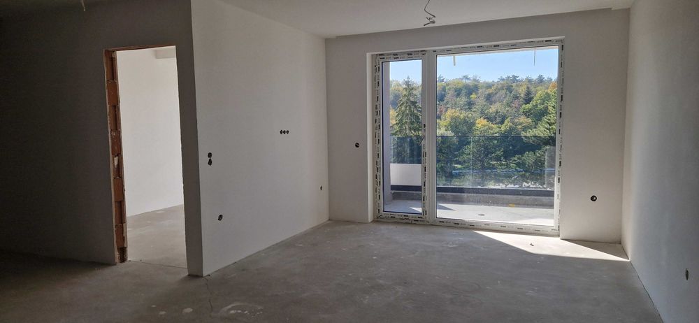 Продава се Двустаен апартамент в Добрич, Свети Георги - 70 кв.м за 1715 €/кв.м - Снимка #3