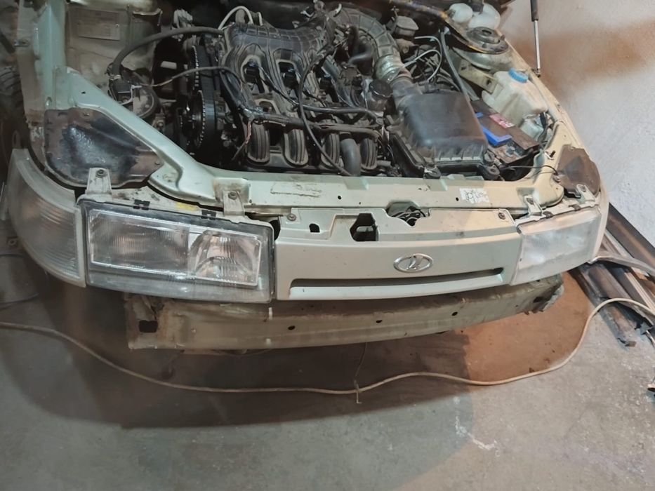 Продам ваз 2112 на разбор