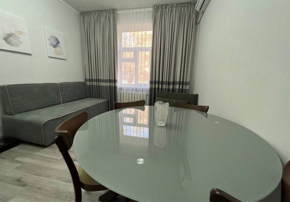 СРОЧНО аренда СВЕТЛОЙ 2-ком квартиры возле Американского посольства