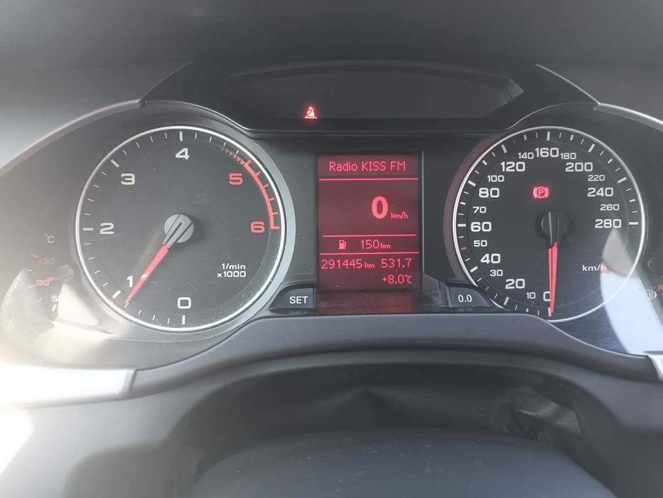 Vand Audi A4 B8 2012