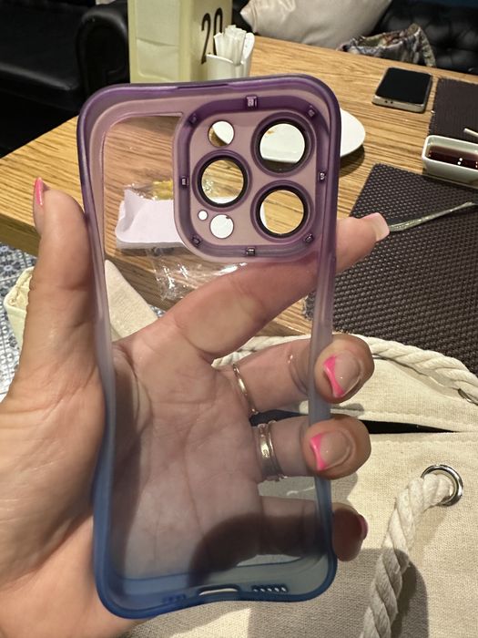 Чехлы на айфон 14 про