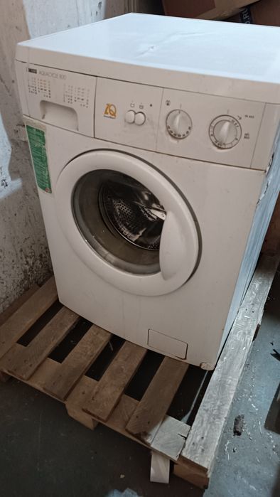 Стиральная машина Zanyssi