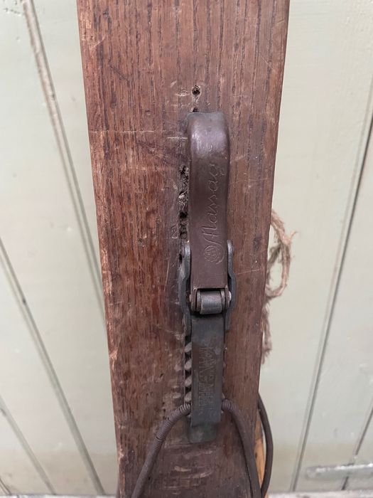 дървени ретро ски,кънки,шейни