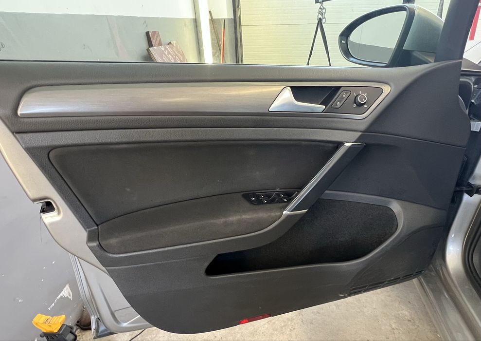 VW Golf 7 1.6TDi CLH На части