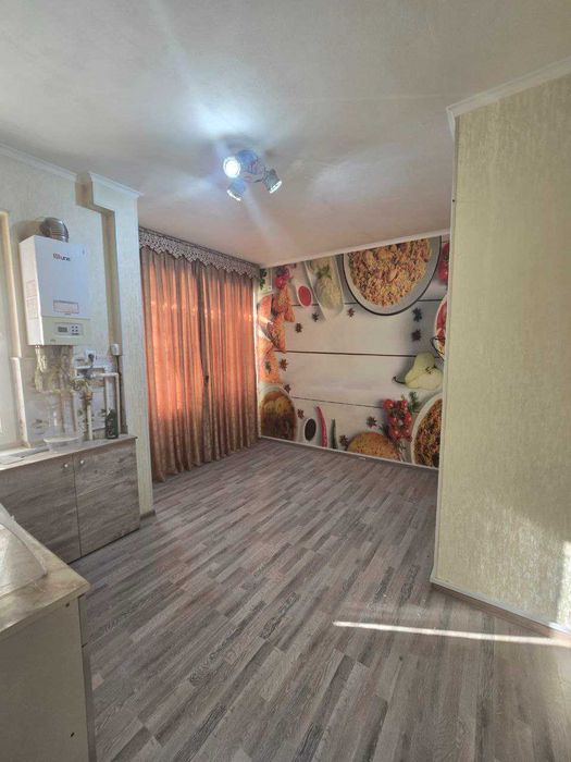 2‑комнатная 64 м² •кирпич • паркинг личный • 5 минут до метро Горького