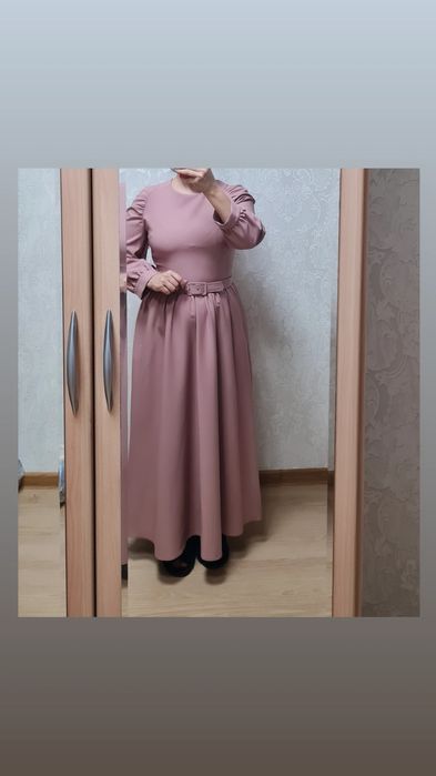 Платье с длинным рукавом новый