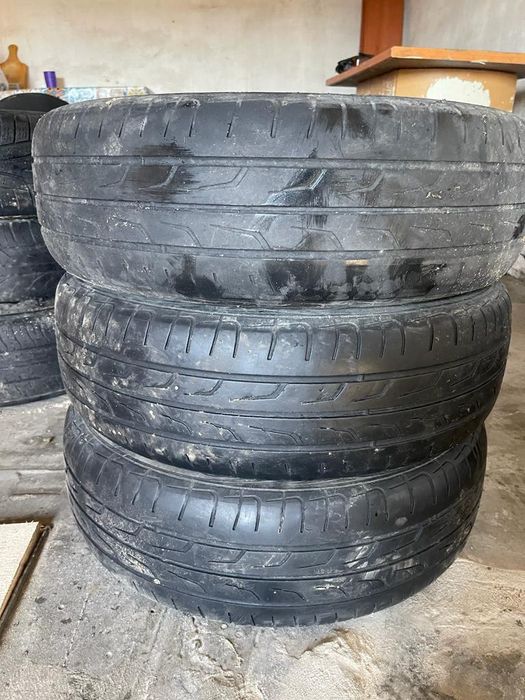 Продам б/у летние шины