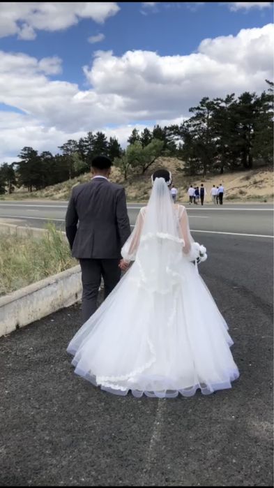 Свадебное платье