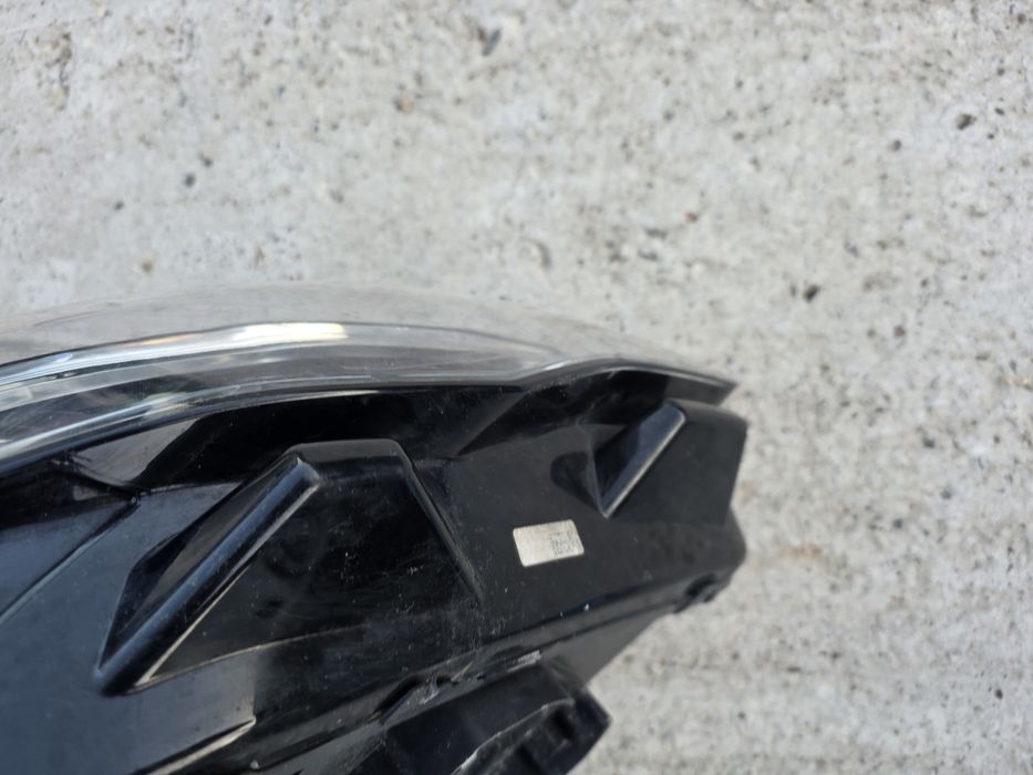 Far dreapta LED DRL fara modul YP00015580  Opel Grandland X