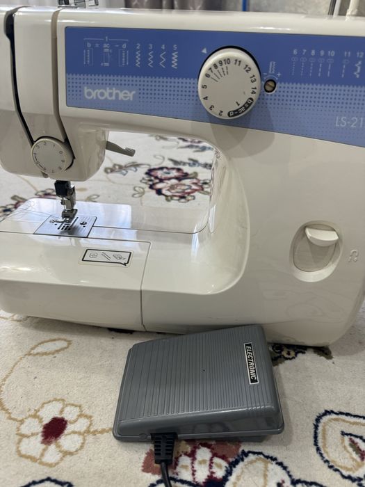 Швейная машина