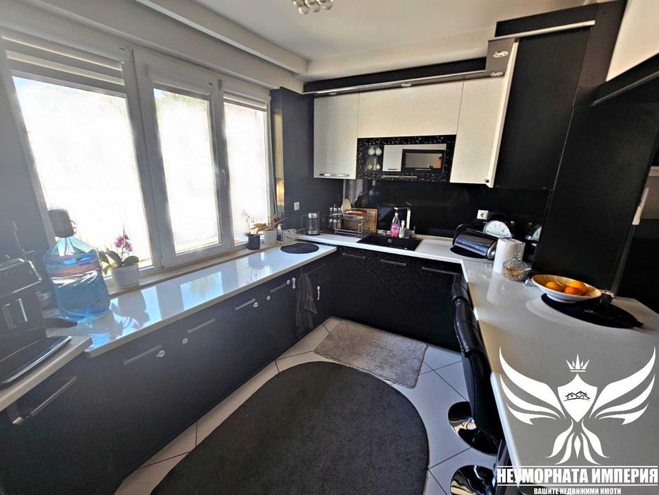 Дава се под наем Тристаен апартамент в Асеновград - 115 кв.м за 359.04 € - Снимка #3