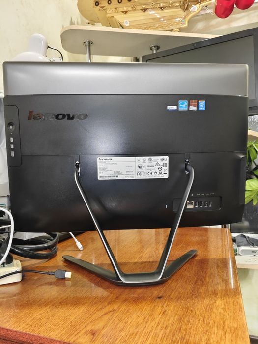 Моноблок Lenovo C50-30