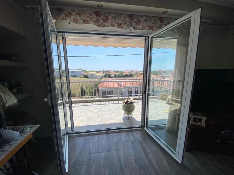 ПРОДАВА ! Самостоятелна къща в Паралия Офринио