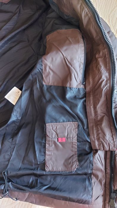 Продам пуховик..