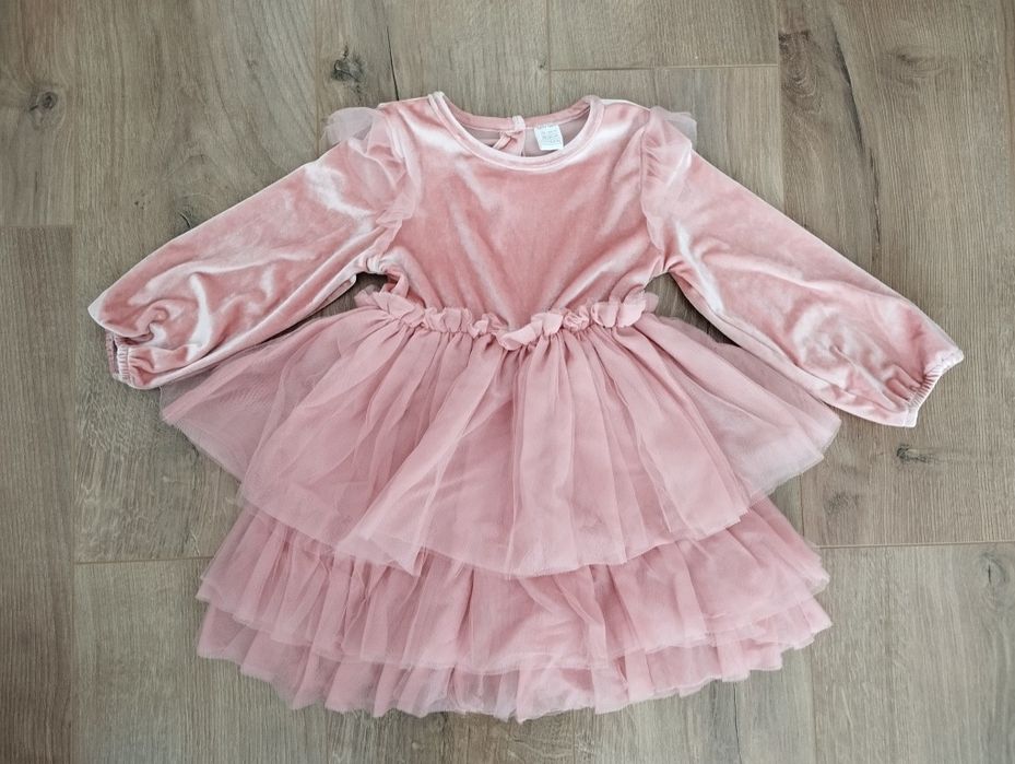 Детска официална рокля размер 2г.