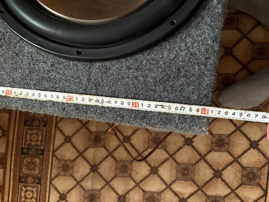 Продам Саб без усилителя.