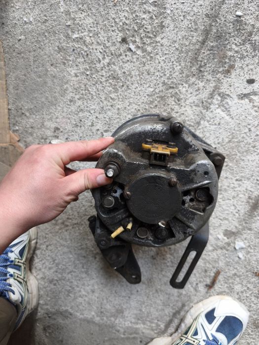 Продам стартера и генератор на ЗИЛа