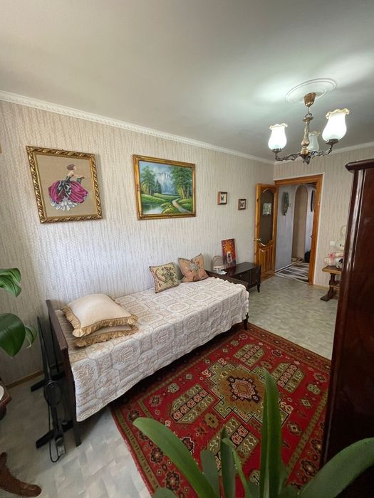 Продам 2 комн.район 1000 мелочей!