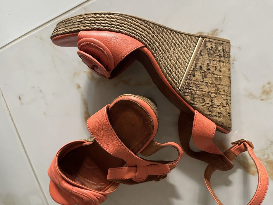 Италиански сандали платформа Pera Donna 39 като нови естествена кожа