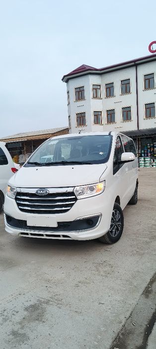 Jac M3 B kategoriya 9 kishilik sotuvda